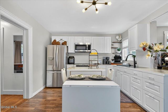 500 State Route 146, Guilderland, NY 12009