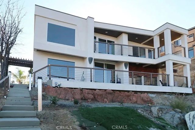 21734 Appaloosa Court, Canyon Lake, CA 92587