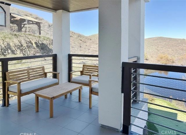 21734 Appaloosa Court, Canyon Lake, CA 92587