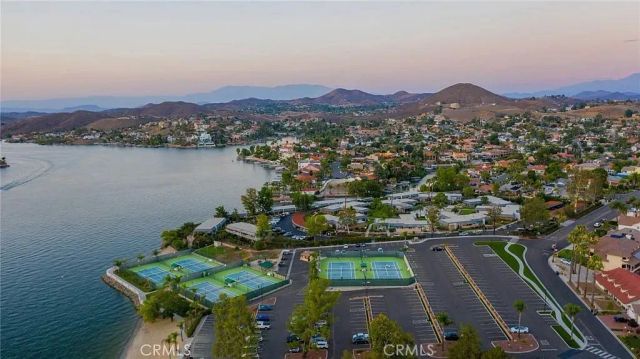 21734 Appaloosa Court, Canyon Lake, CA 92587