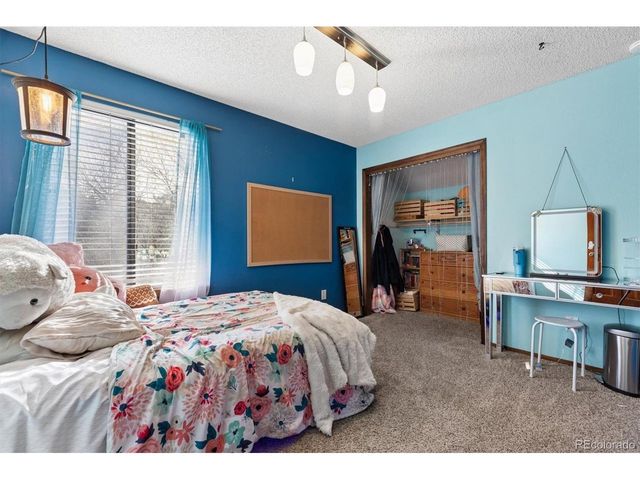 7293 S Crescent Dr, Littleton, CO 80120