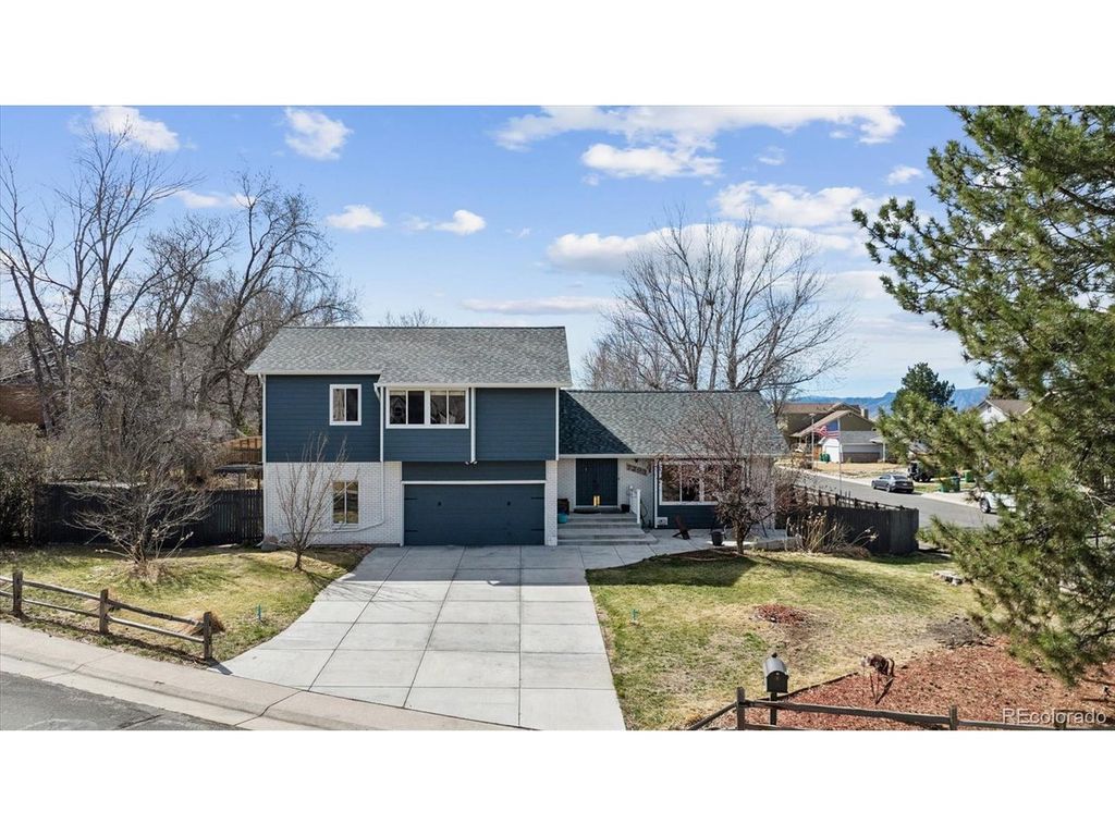 7293 S Crescent Dr, Littleton, CO 80120