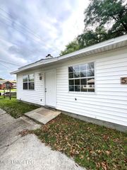 5596 Daugherty Road, A2, Long Beach, MS 39560