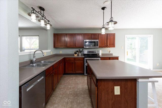 15306 Reflection Court, Noblesville, IN 46060