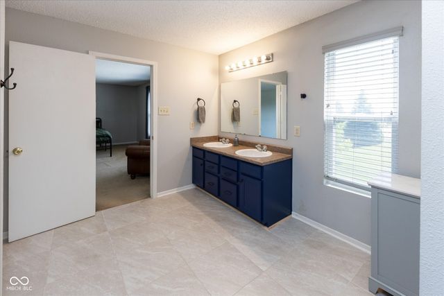 15306 Reflection Court, Noblesville, IN 46060