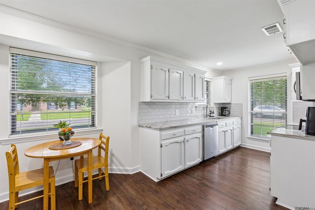 16810 Dahlgren Ave, Baton Rouge, LA 70817