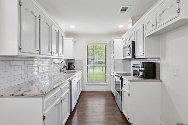 16810 Dahlgren Ave, Baton Rouge, LA 70817