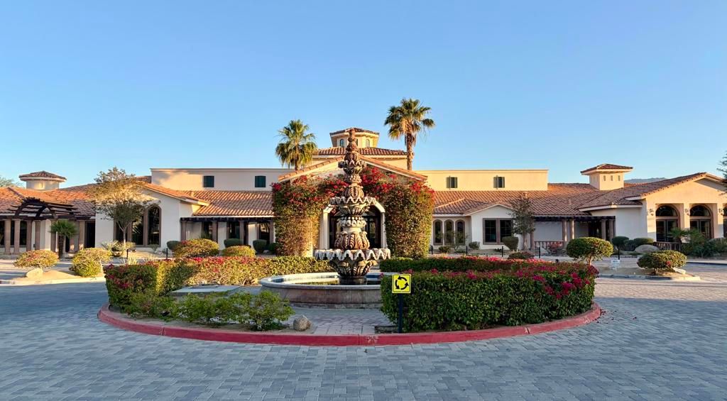 Image 3 of property listing at 3935 Via Amalfi, Palm Desert, CA 92260