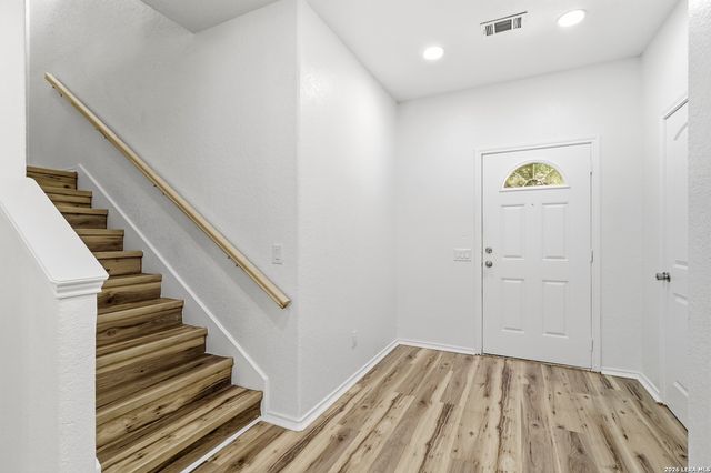 6219 Pecan Tree, San Antonio, TX 78240