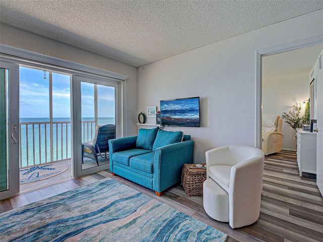 633 ALHAMBRA ROAD 1006, Venice, FL 34285