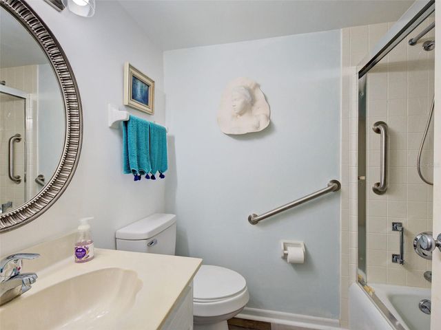 633 ALHAMBRA ROAD 1006, Venice, FL 34285