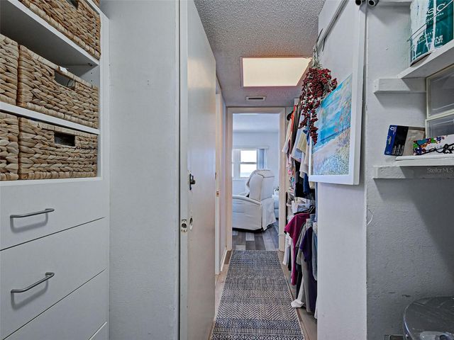 633 ALHAMBRA ROAD 1006, Venice, FL 34285