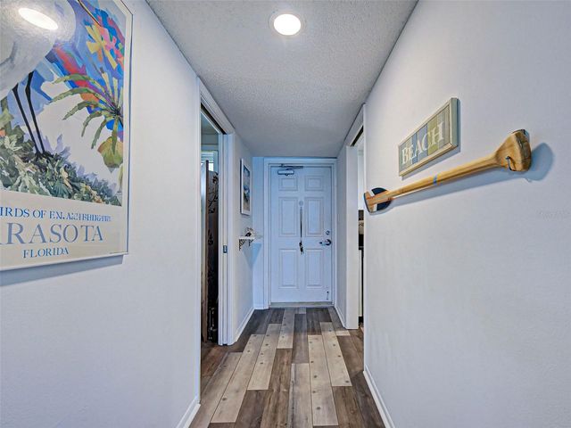 633 ALHAMBRA ROAD 1006, Venice, FL 34285