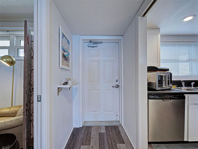 633 ALHAMBRA ROAD 1006, Venice, FL 34285