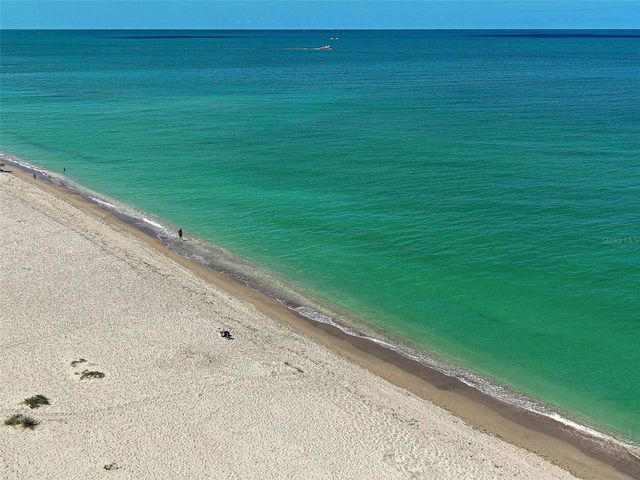633 ALHAMBRA ROAD 1006, Venice, FL 34285