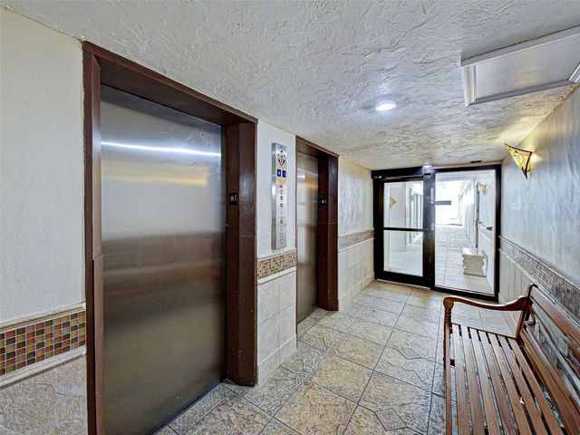 633 ALHAMBRA ROAD 1006, Venice, FL 34285