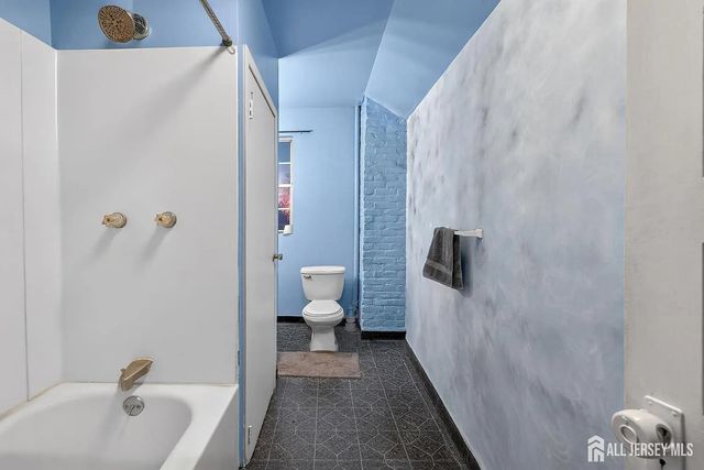 58 Brotherhood Street, Piscataway, NJ 08854