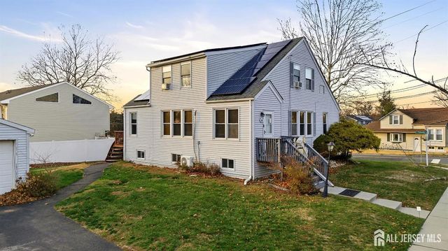 58 Brotherhood Street, Piscataway, NJ 08854