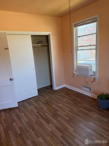 58 Brotherhood Street, Piscataway, NJ 08854