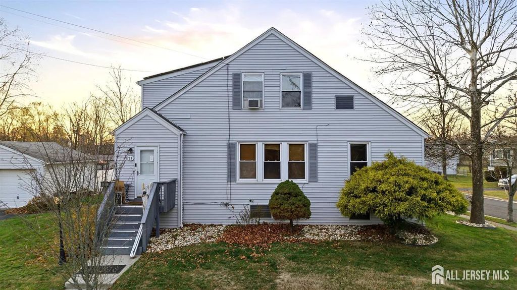 58 Brotherhood Street, Piscataway, NJ 08854