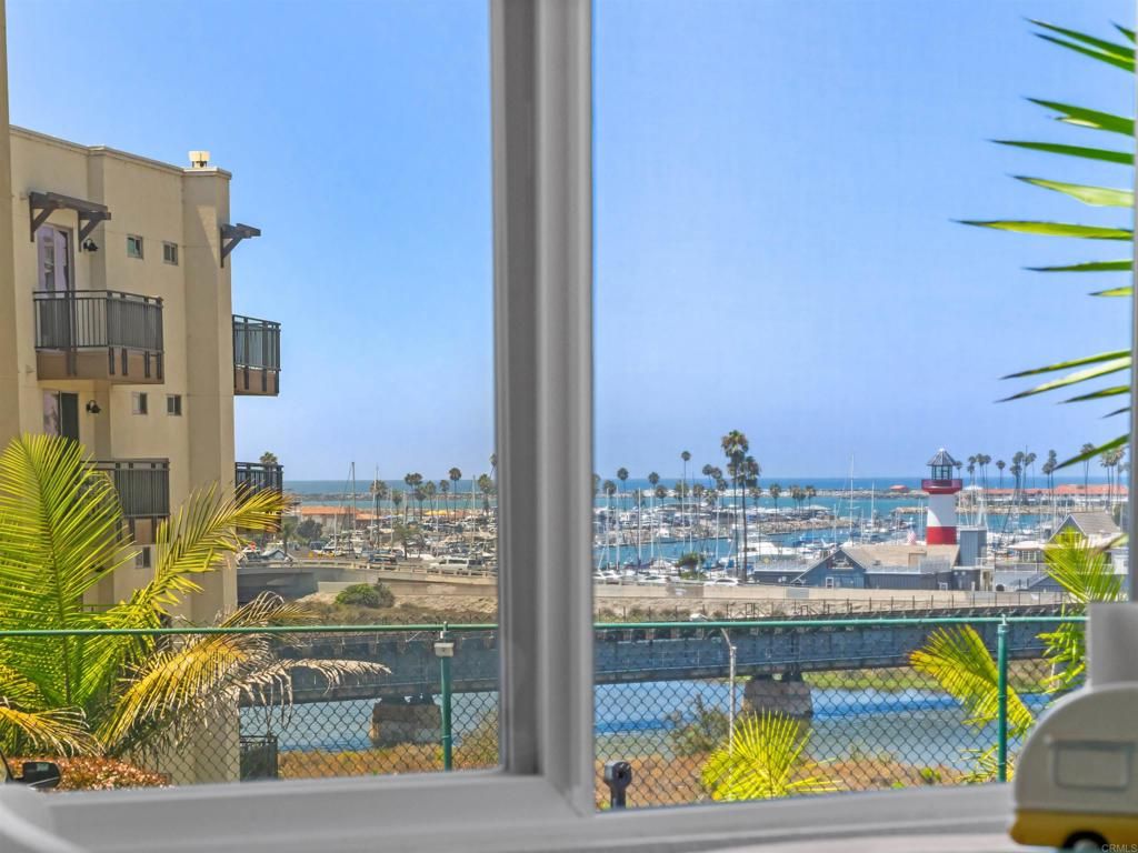 Image 11 of property listing at 900 N Cleveland Street 119, Oceanside, CA 92054