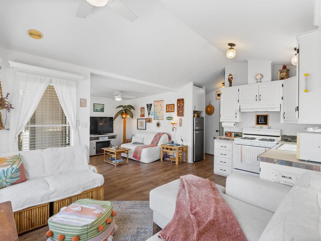 Image 15 of property listing at 900 N Cleveland Street 119, Oceanside, CA 92054