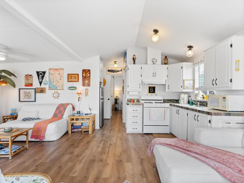 Image 16 of property listing at 900 N Cleveland Street 119, Oceanside, CA 92054
