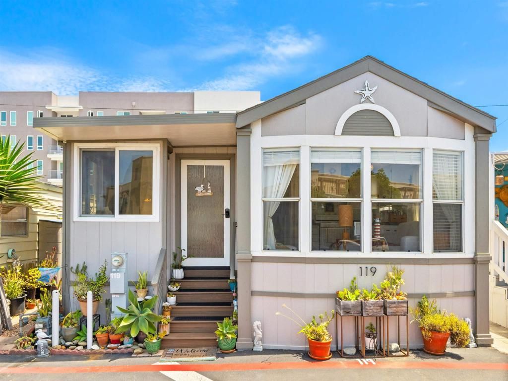 Image 40 of property listing at 900 N Cleveland Street 119, Oceanside, CA 92054