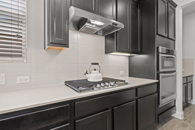 818 Haystack Creek TRL, Georgetown, TX 78633