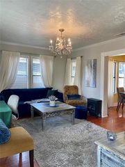 806 Archer Street, Houston, TX 77009