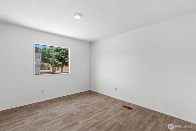 7140 191st Avenue SW #26, Rochester, WA 98579