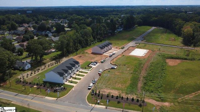 2040 Hillman Way, Roebuck, SC 29376