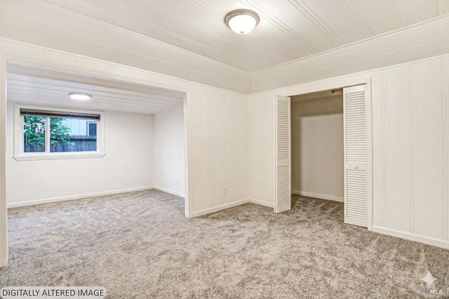 15289 Willow Rd, Guerneville, CA 95446