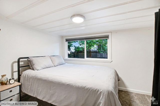 15289 Willow Rd, Guerneville, CA 95446