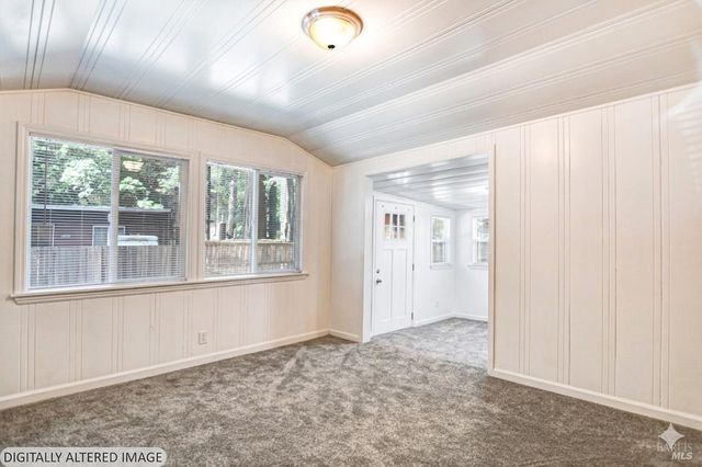 15289 Willow Rd, Guerneville, CA 95446