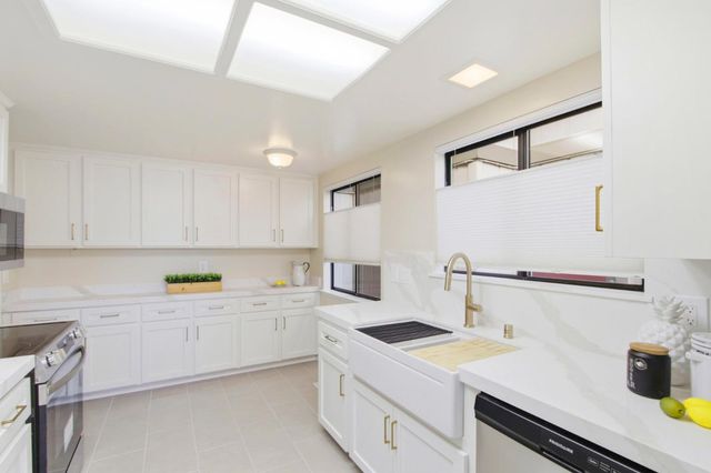 18944 Sara Park Circle, Saratoga, CA 95070