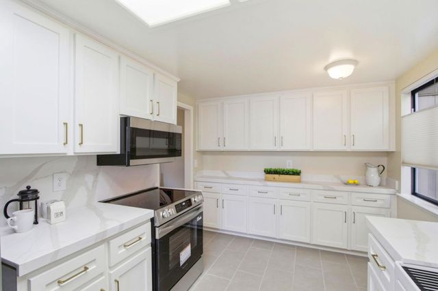 18944 Sara Park Circle, Saratoga, CA 95070