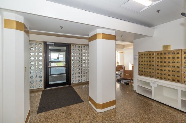 300 Lynn Shore Dr 307, Lynn, MA 01902
