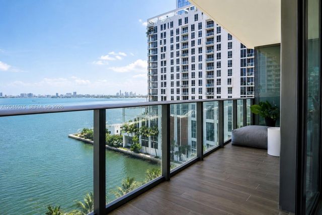 460 NE 28th Street 802, Miami, FL 33137