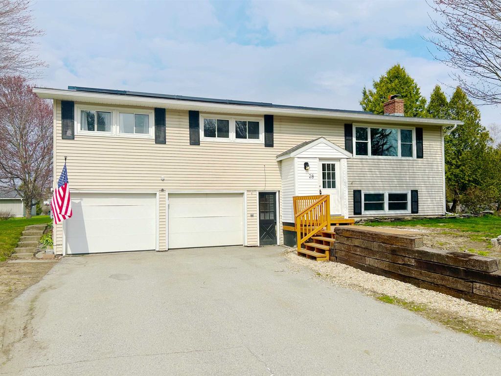 28 Ridgewood Terrace, Barre Town, VT 05641