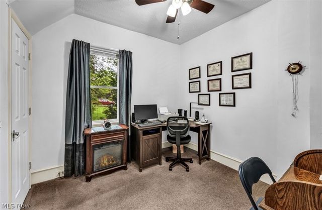 77 S Crowell Avenue, Geneva, OH 44041