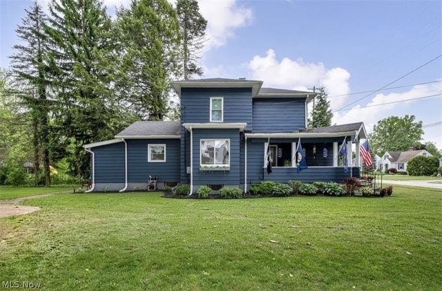 77 S Crowell Avenue, Geneva, OH 44041