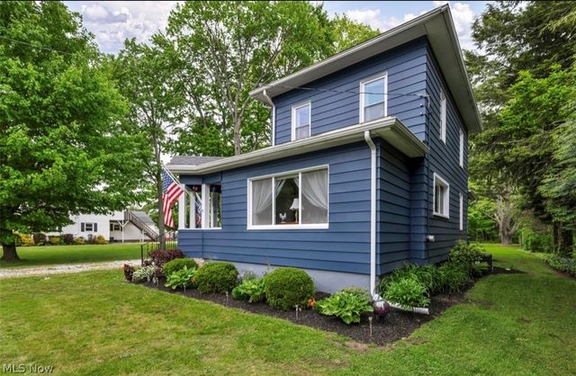 77 S Crowell Avenue, Geneva, OH 44041