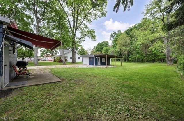 77 S Crowell Avenue, Geneva, OH 44041