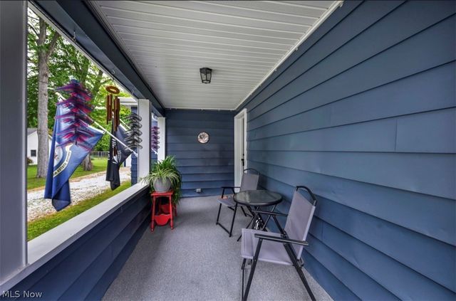 77 S Crowell Avenue, Geneva, OH 44041