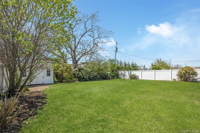 2646 Beech Street, East Meadow, NY 11554