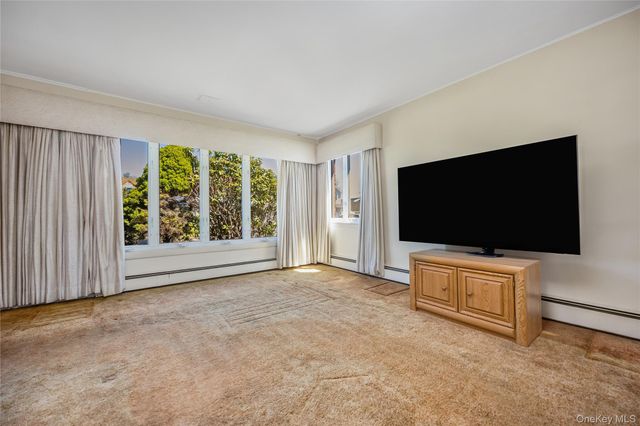 2646 Beech Street, East Meadow, NY 11554