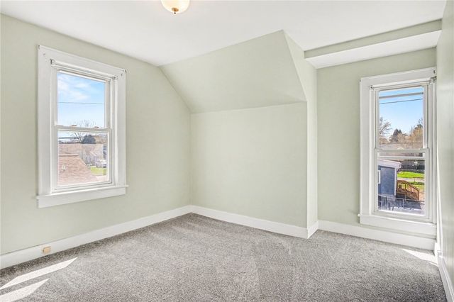 12 Elmgrove Drive, Gates, NY 14606