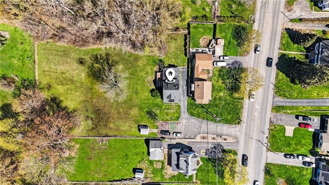 12 Elmgrove Drive, Gates, NY 14606