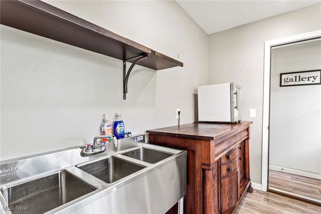 236-238 W Liberty Street, Medina, OH 44256